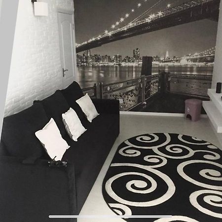 Bright Central Apartment Κισινάου Εξωτερικό φωτογραφία